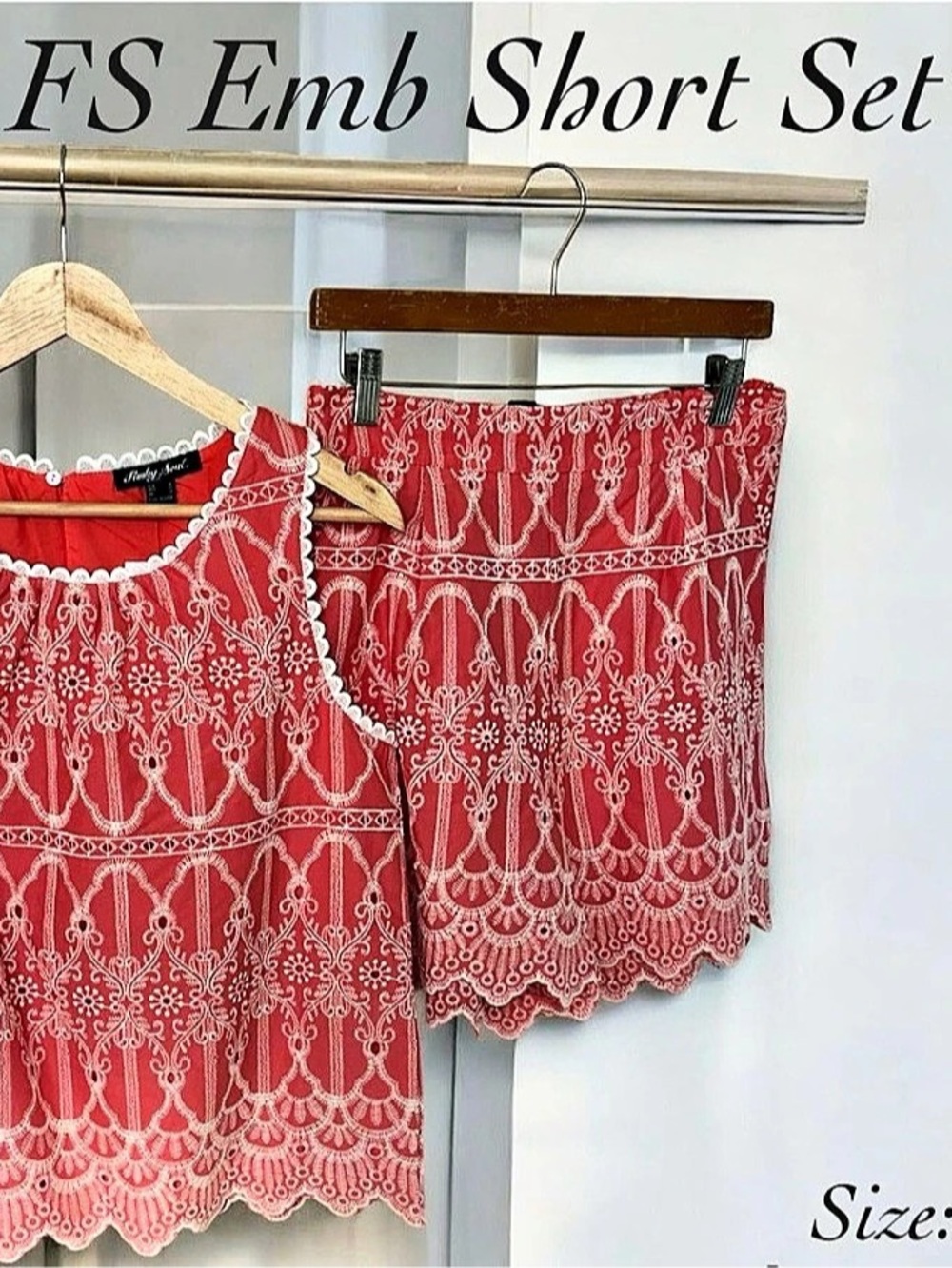 Floral Short Set in Red & White Size Medium